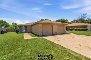 1809 San Rafael St, Fort Worth, TX 76134 - Photo 1