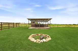 13450 Kira Ln, Justin, TX 76247 - Photo 29