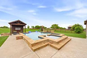 13450 Kira Ln, Justin, TX 76247 - Photo 25