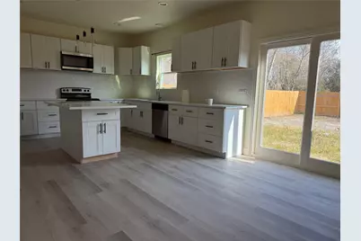 4716 Frank Street, Dallas, TX 75210 - Photo 5