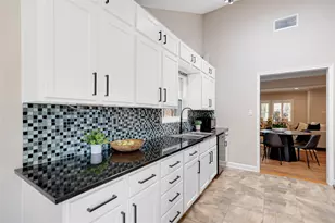 5423 Stoneleigh Ave, Dallas, TX 75235 - Photo 13