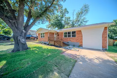 1140 Fair Oaks Drive, Irving, TX 75060 - Photo 3