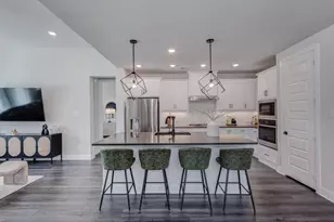 4029 Crepe Myrtle St, Aubrey, TX 76227 - Photo 11