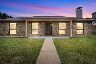 4002 Mountain Pass Dr, Plano, TX 75023 - Photo 3