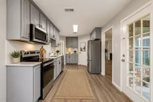 4817 Hara Ln, Sherman, TX 75092 - Photo 7