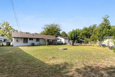 2030 Balla Way, Grand Prairie, TX 75051 - Photo 23