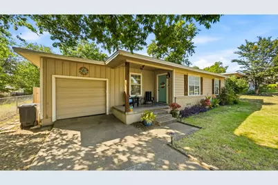 1305 S Lamar Street, Weatherford, TX 76086 - Photo 1