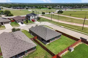 1216 Larkspur Ln, Cleburne, TX 76033 - Photo 35
