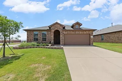 1216 Larkspur Lane, Cleburne, TX 76033 - Photo 3
