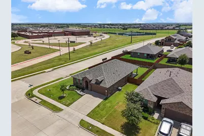 1216 Larkspur Lane, Cleburne, TX 76033 - Photo 23