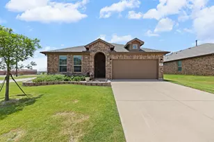 1216 Larkspur Ln, Cleburne, TX 76033 - Photo 1