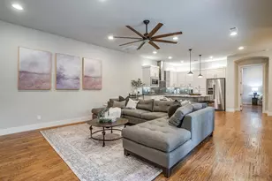 307 Templeton Dr, Fort Worth, TX 76107 - Photo 9