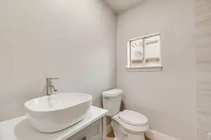3703 Bertrand Ave, Dallas, TX 75210 - Photo 15
