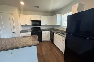 7649 Vineyard Dr, Abilene, TX 79606 - Photo 9