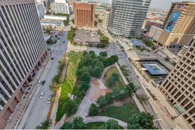 1200 Main Street #1703, Dallas, TX 75202 - Photo 9