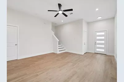 826 Stamps Avenue, Fort Worth, TX 76114 - Photo 9