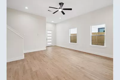 826 Stamps Avenue, Fort Worth, TX 76114 - Photo 11