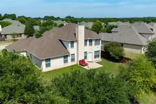 45 Beechcreek Dr, Edgecliff Village, TX 76134 - Photo 5