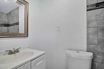 805 Houston Street, Arlington, TX 76012 - Photo 23