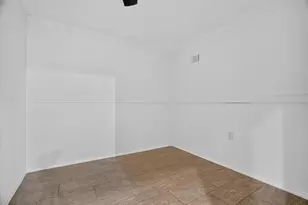 805 Houston St, Arlington, TX 76012 - Photo 15