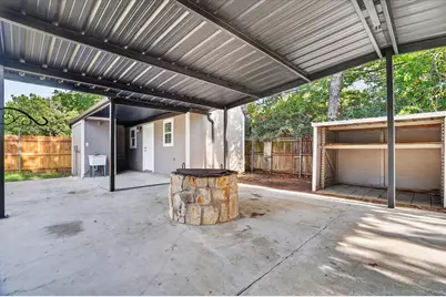 805 Houston Street, Arlington, TX 76012 - Photo 21