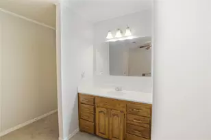 3641 Green Hollow Dr, Grand Prairie, TX 75052 - Photo 33