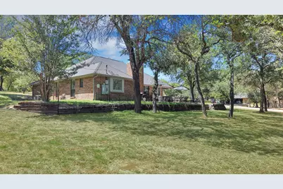 113 Cottonwood Court, Hudson Oaks, TX 76087 - Photo 5