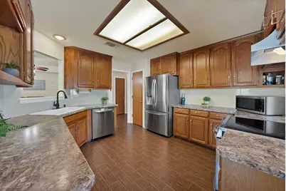 113 Cottonwood Court, Hudson Oaks, TX 76087 - Photo 13