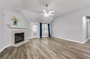 1351 Clearwater Dr, Grand Prairie, TX 75052 - Photo 21