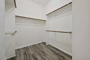 1351 Clearwater Dr, Grand Prairie, TX 75052 - Photo 31