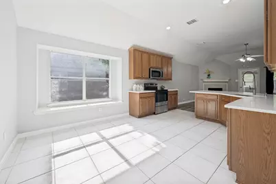 1351 Clearwater Drive, Grand Prairie, TX 75052 - Photo 13