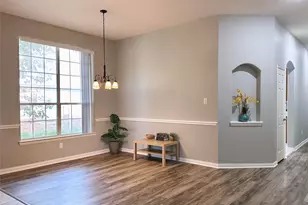 1351 Clearwater Dr, Grand Prairie, TX 75052 - Photo 21