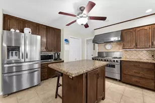 2534 S Robinson Dr, Robinson, TX 76706 - Photo 9
