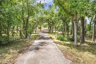 2534 S Robinson Dr, Robinson, TX 76706 - Photo 33