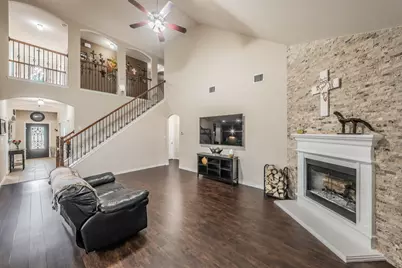 309 Garden Path Lane, Mansfield, TX 76063 - Photo 9