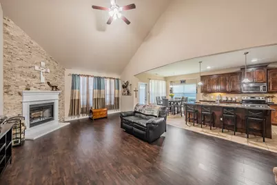 309 Garden Path Lane, Mansfield, TX 76063 - Photo 7