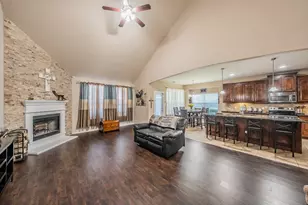 309 Garden Path Ln, Mansfield, TX 76063 - Photo 7