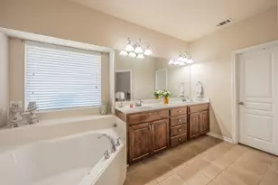 309 Garden Path Ln, Mansfield, TX 76063 - Photo 15