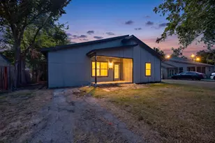 2946 Darby Dr, Dallas, TX 75227 - Photo 1