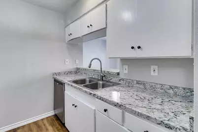 5881 Preston View Boulevard, Dallas, TX 75240 - Photo 7
