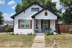 607 Dr Martin Luther King Jr Blvd, Waxahachie, TX 75165 - Photo 1