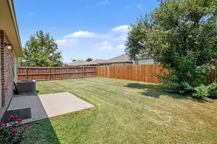 1817 Elk Lake Tr, Fort Worth, TX 76247 - Photo 19