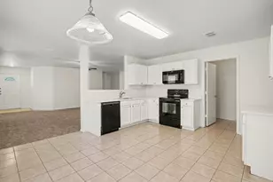 1817 Elk Lake Tr, Fort Worth, TX 76247 - Photo 3