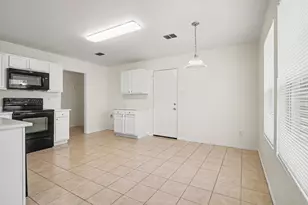 1817 Elk Lake Tr, Fort Worth, TX 76247 - Photo 5