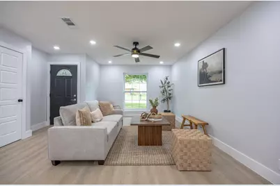 1208 Andrews Street, Arlington, TX 76011 - Photo 9
