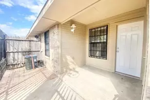 8001 Rothington Rd, Dallas, TX 75227 - Photo 17