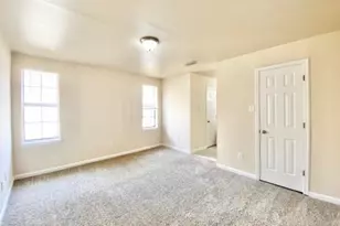 8001 Rothington Rd, Dallas, TX 75227 - Photo 9