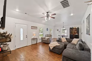 308 E 8th St, Kaufman, TX 75142 - Photo 5