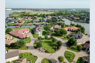 1601 Catalina Bay Court, Granbury, TX 76048 - Photo 35