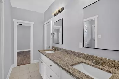 1201 W Arlington Avenue, Fort Worth, TX 76110 - Photo 17